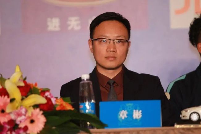 亚洲美女精品久久